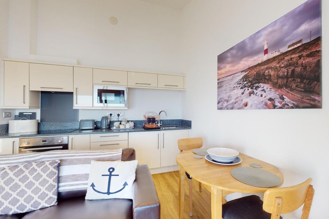 Crabbers' Wharf 4*