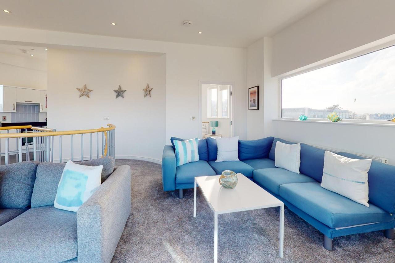 Crabbers' Wharf 4*