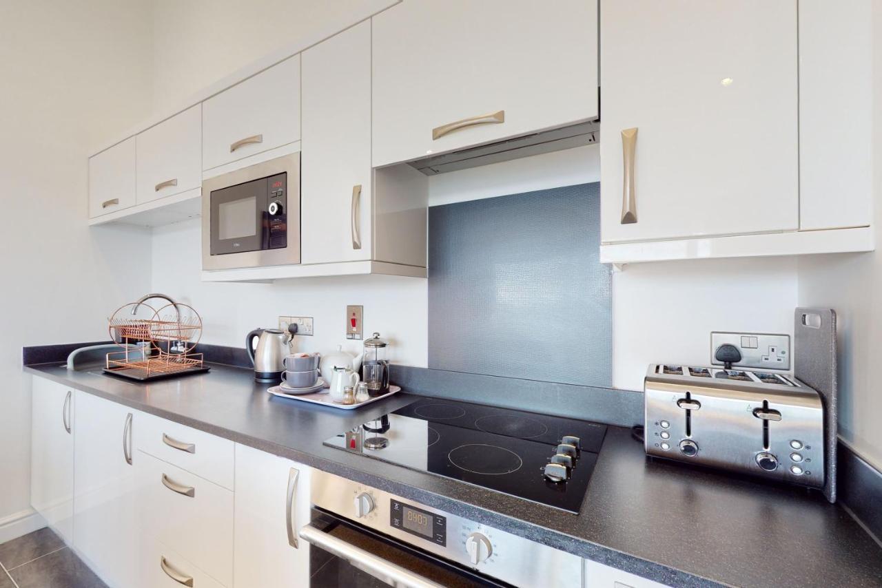 Crabbers' Wharf Aparthotel 4*
